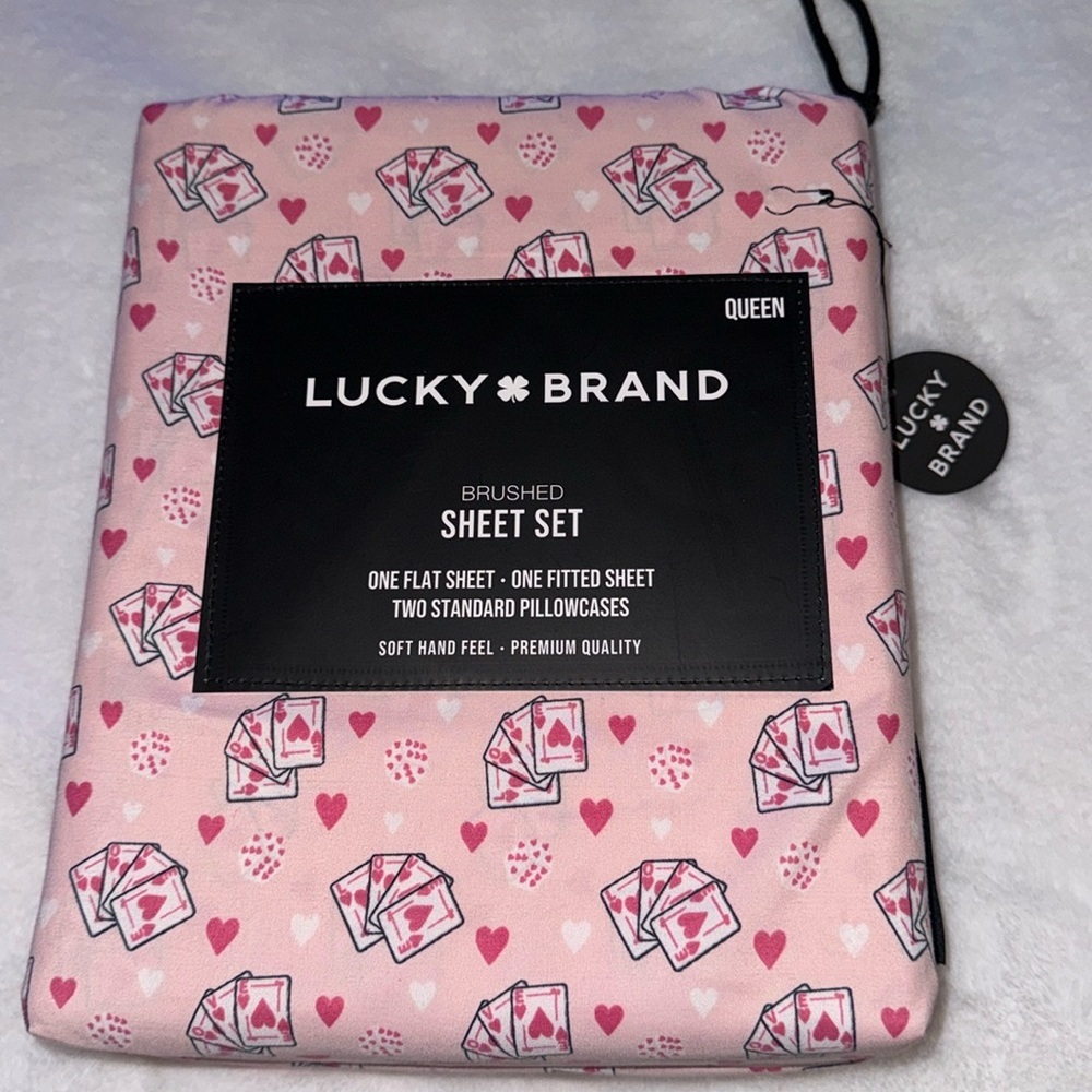 Lucky brand 2024 Valentine’s Day love card queen sheet set ￼